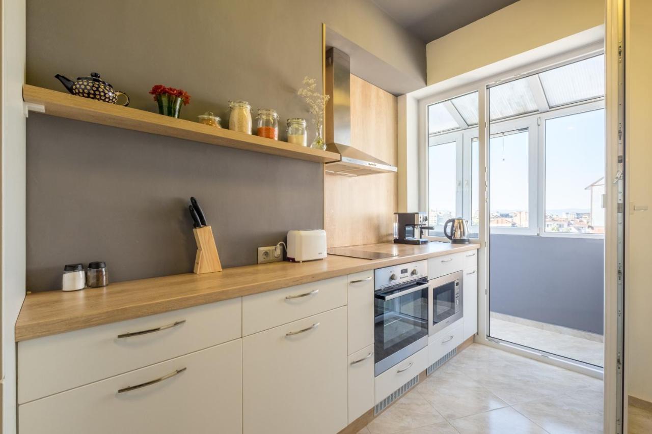 Artistic & Spacious 2Bd Central Apt By Flat Mаnager Sofia Luaran gambar
