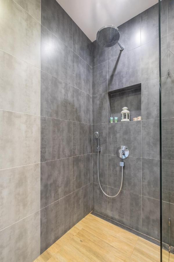 Artistic & Spacious 2Bd Central Apt By Flat Mаnager Sofia Luaran gambar