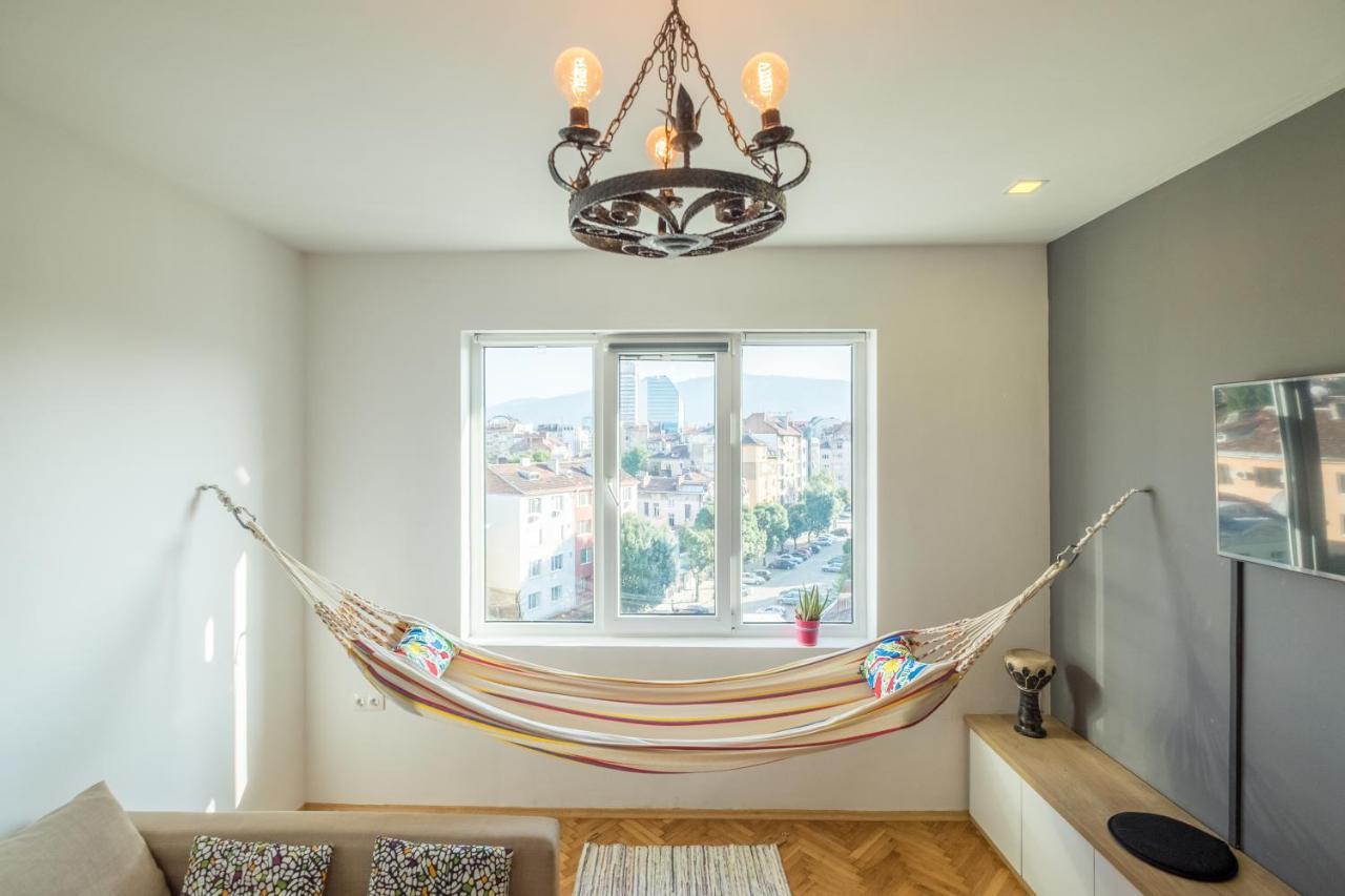 Artistic & Spacious 2Bd Central Apt By Flat Mаnager Sofia Luaran gambar