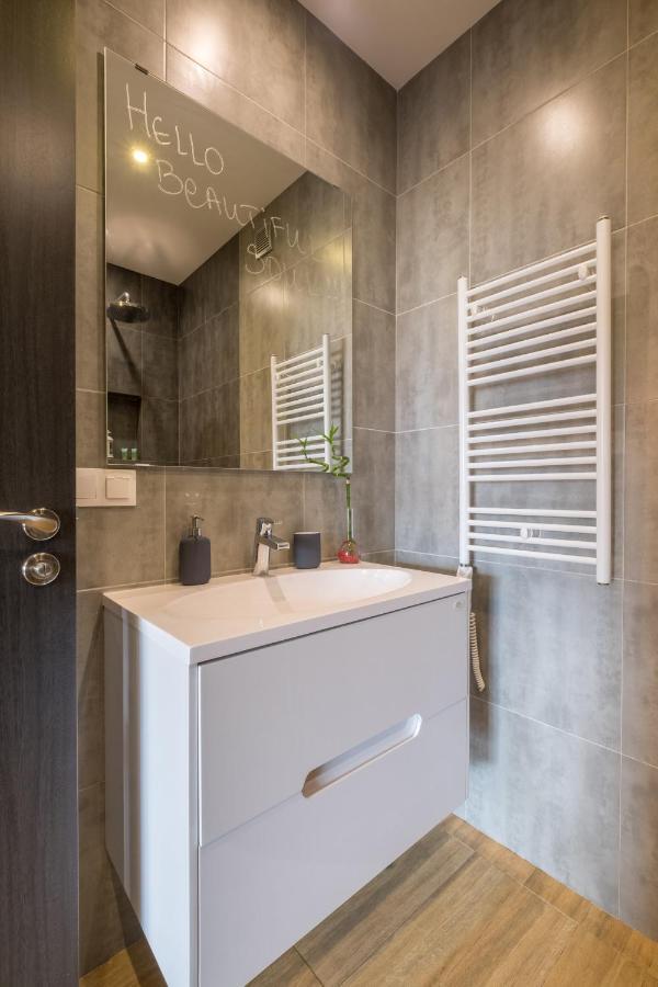 Artistic & Spacious 2Bd Central Apt By Flat Mаnager Sofia Luaran gambar