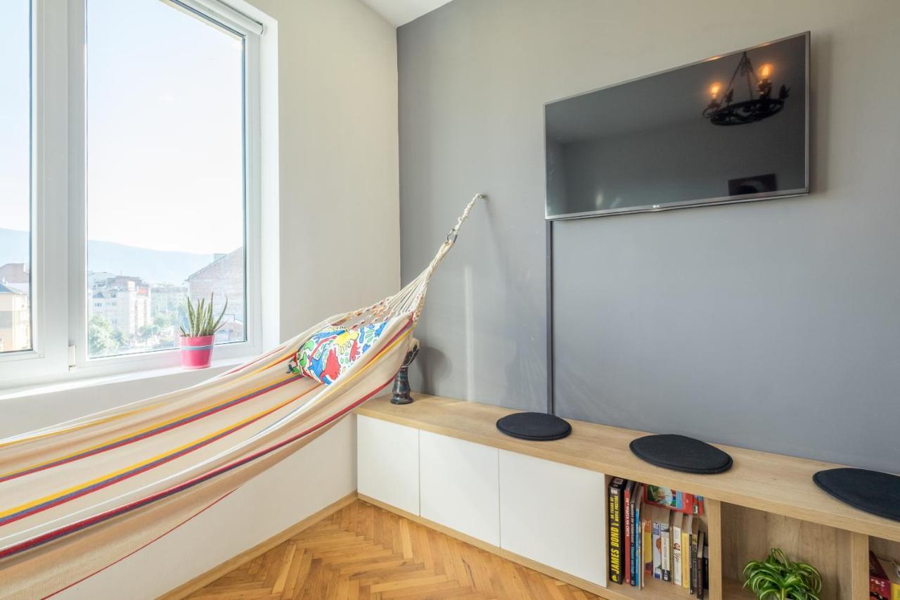 Artistic & Spacious 2Bd Central Apt By Flat Mаnager Sofia Luaran gambar