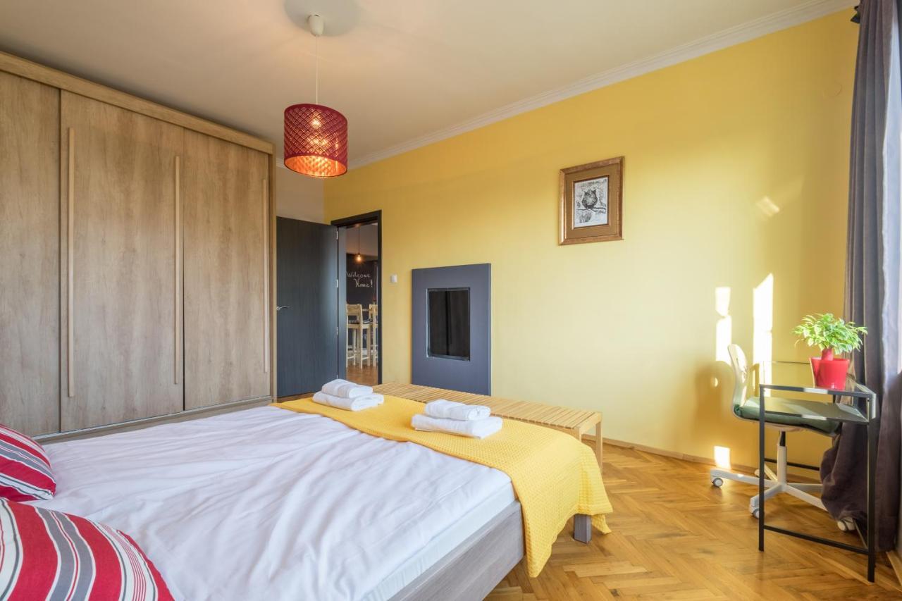 Artistic & Spacious 2Bd Central Apt By Flat Mаnager Sofia Luaran gambar