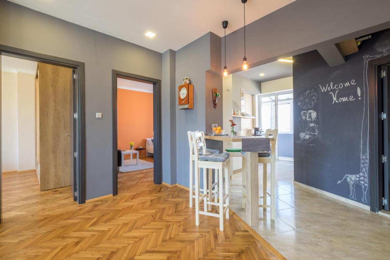 Artistic & Spacious 2Bd Central Apt By Flat Mаnager Sofia Luaran gambar